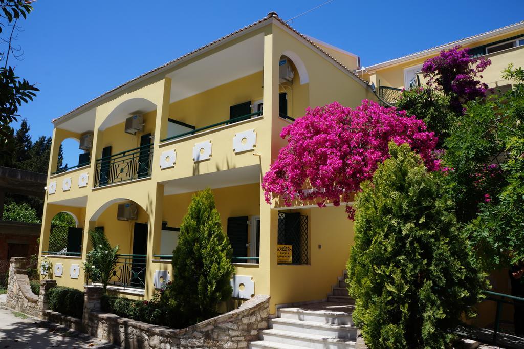 Angela Apartments Kávos Exterior foto