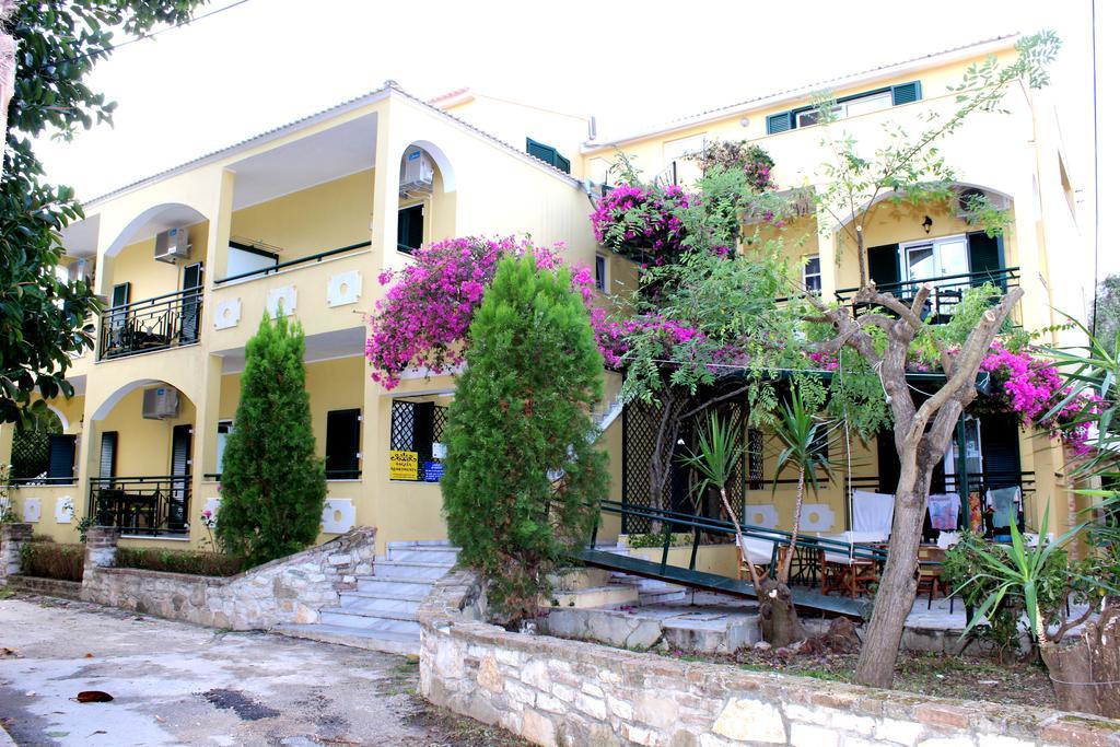 Angela Apartments Kávos Exterior foto